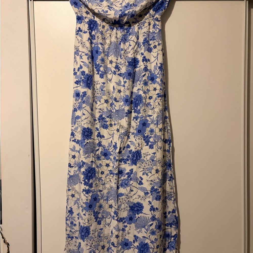 Old Navy Blue Floral Maxi Dress